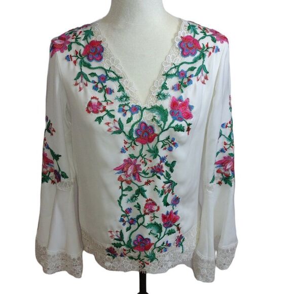 Tadashi Shoji Long Sleeve Boho White Floral Embroidery Bell Sleeve Blouse - Picture 2 of 12
